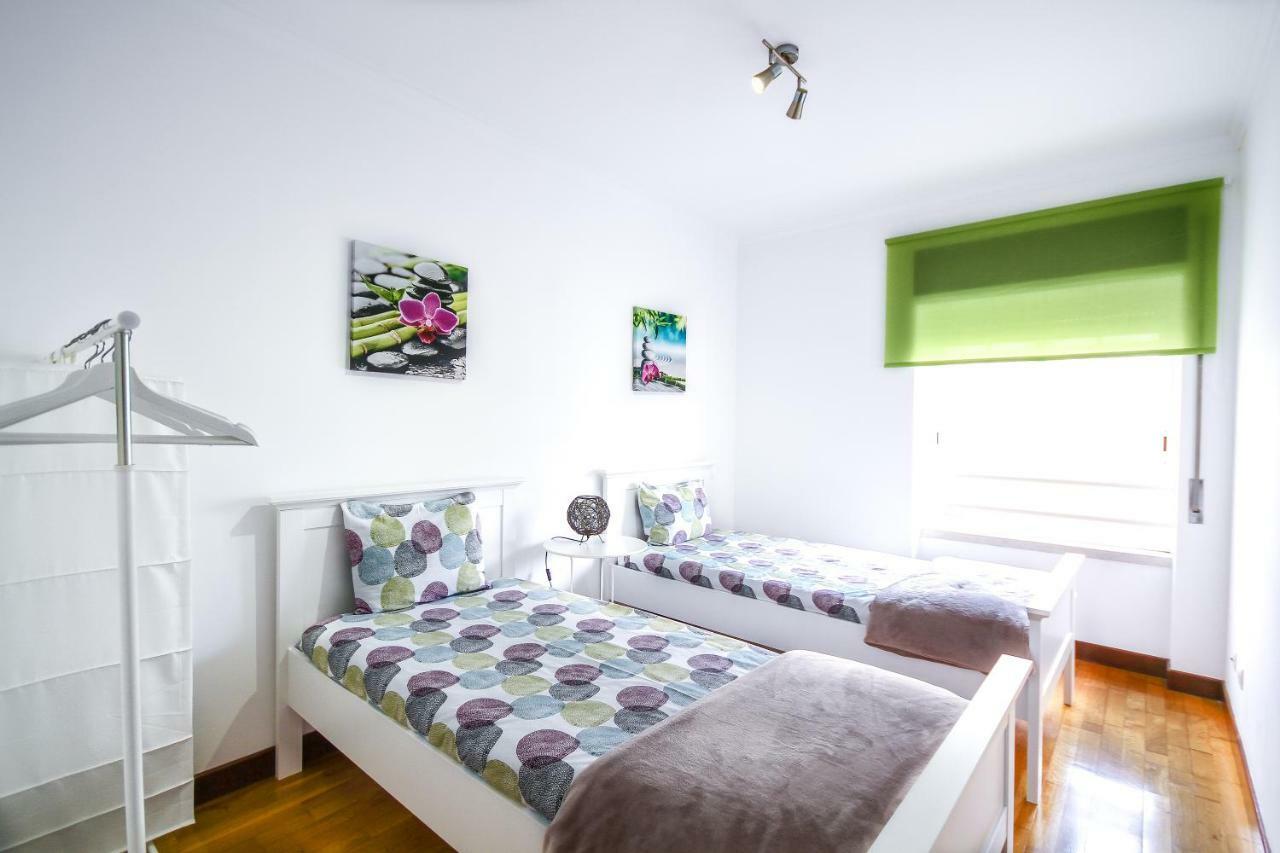 Apartamento Tejo Cacilhas Eksteriør billede